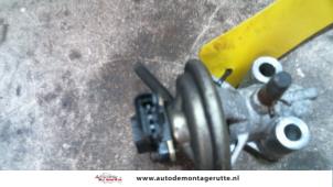 O120084 Gebruikte uitlaat gasklep (egr) Mazda 323F