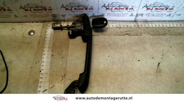 Gebruikte Portiergreep 4Deurs rechts-voor Volkswagen Golf O80969