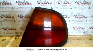 O132760 Gebruikte achterlicht rechts Nissan Almera