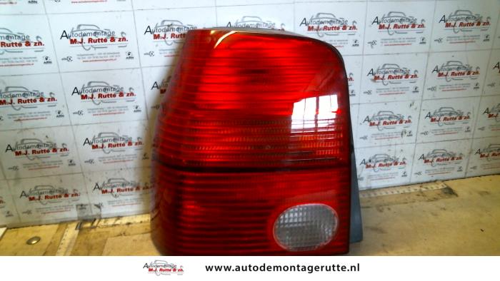 Gebruikte Achterlicht links Volkswagen Lupo O92936