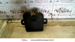 O91644 Gebruikte achterklep slotmechaniek Volkswagen Golf