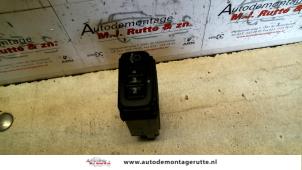 O98643 Gebruikte schakelaar koplamp ihv Mitsubishi Space Runner