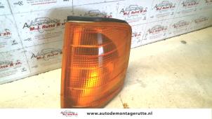 O75491 Gebruikte knipperlicht links Mercedes 190E/D