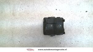 O133008 Gebruikte combischakelaar ramen Volkswagen Golf