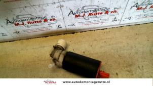 O115697 Gebruikte ruitensproeierpomp voor Toyota Corolla