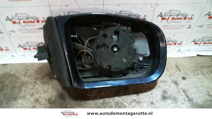 Gebruikte Spiegel Buiten rechts Mercedes E-Klasse O86570