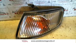O75686 Gebruikte knipperlicht links Mazda 626
