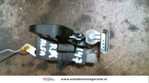 Gebruikte Portierslot Mechaniek 4Deurs rechts-achter Alfa Romeo 147 Prijs op aanvraag aangeboden door Autodemontage M.J. Rutte B.V.