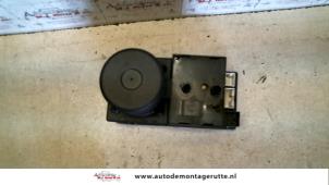 Gebruikte Deurvergrendeling Vacuumpomp Elektrisch Audi A3 (8L1) 1.6 Prijs op aanvraag aangeboden door Autodemontage M.J. Rutte B.V.