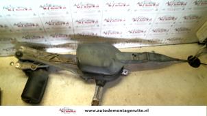 O118499 Gebruikte ruitenwismotor+mechaniek Mercedes 200 - 500