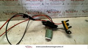O131249 Gebruikte kachel weerstand Renault Twingo