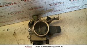 O122916 Gebruikte gasklephuis Nissan Micra
