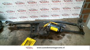 O118814 Gebruikte ruitenwismotor+mechaniek Hyundai Elantra