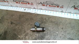 Gebruikte Injector (benzine injectie) Renault Scénic I (JA) 1.6 16V Prijs op aanvraag aangeboden door Autodemontage M.J. Rutte B.V.