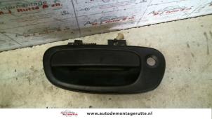 O80242 Gebruikte deurgreep 4deurs links-voor Subaru Impreza