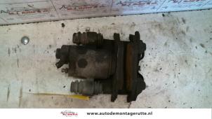 O132077 Gebruikte remklauw (tang) rechts-achter Chrysler Stratus