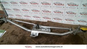 O118189 Gebruikte ruitenwis mechaniek Audi A4