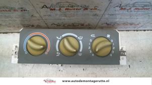 O100649 Gebruikte chaufage bedieningspaneel Renault Twingo