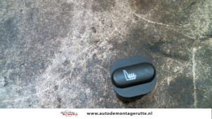 O106878 Gebruikte schakelaar stoelverwarming Jaguar S-Type