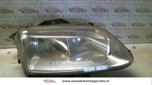 O74285 Gebruikte rechter koplamp Renault Espace