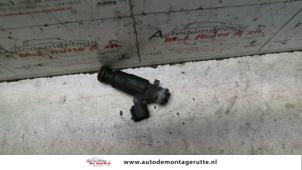 O121447 Gebruikte injector (benzine injectie) Hyundai Matrix