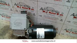 O118032 Gebruikte ruitenwissermotor voor Lancia Y(Psilon)