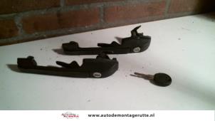 O80634 Gebruikte portiergreep 2deurs rechts Volkswagen Golf