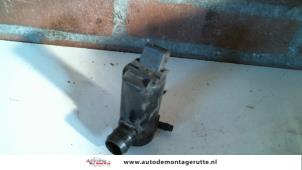 O115603 Gebruikte ruitensproeierpomp voor Volvo S80