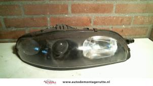 O73649 Gebruikte rechter koplamp Fiat Marea
