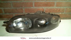 O72197 Gebruikte linker koplamp Fiat Marea