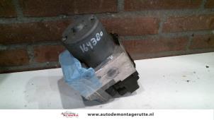 O114817 Gebruikte abs pomp Kia Sorento