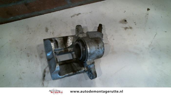Gebruikte Remklauw (Tang) rechts-voor Renault Twingo O112080