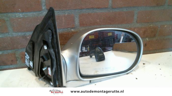 Gebruikte Buitenspiegel rechts Kia Carnival O87366
