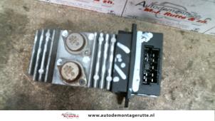 O131219 Gebruikte kachel weerstand Renault Scenic
