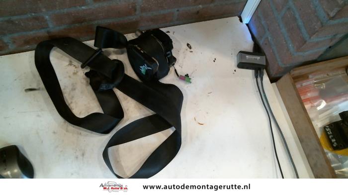 Gebruikte Veiligheidsgordel links-voor Daewoo Tacuma O110691
