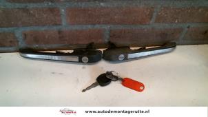 O80576 Gebruikte deurgreep 2deurs rechts Volkswagen Polo