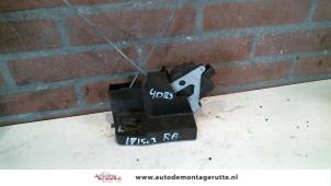 O83987 Gebruikte deurslot mechaniek 4deurs rechts-achter Kia Rio