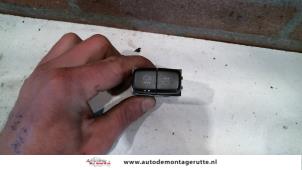 O106325 Gebruikte mistlamp schakelaar Mitsubishi Grandis