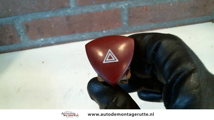 Gebruikte Alarmlicht Schakelaar Citroen C8 O104428