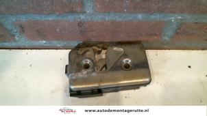 O91658 Gebruikte slotmechaniek achterklep Volkswagen Transporter