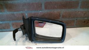 Gebruikte Buitenspiegel rechts Opel Kadett E (33/34/43/44) 1.6i Prijs € 20,00 Margeregeling aangeboden door Autodemontage M.J. Rutte B.V.