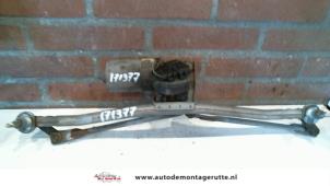Gebruikte Ruitenwismotor + Mechaniek Opel Kadett E (33/34/43/44) 1.6i Prijs op aanvraag aangeboden door Autodemontage M.J. Rutte B.V.