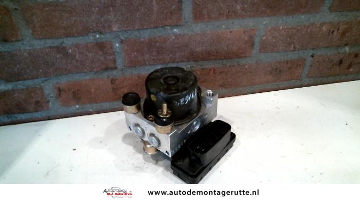 Gebruikte ABS Pomp Daihatsu Cuore O114860