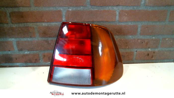Gebruikte Achterlicht rechts Volkswagen Polo O94742
