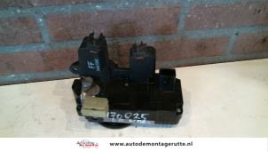 O83317 Gebruikte slotmechaniek portier 4deurs links-achter Opel Vectra