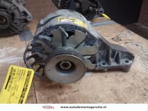 O124492 Gebruikte dynamo Renault Twingo