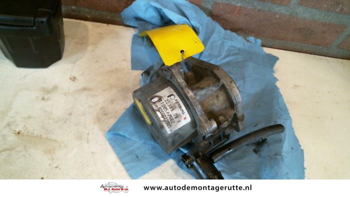Gebruikte Vacuumpomp (Diesel) Renault Laguna O117842