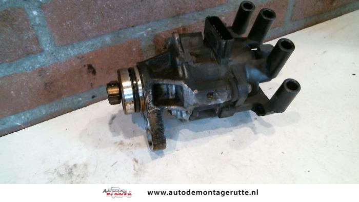 Ontsteking (compleet) van een Mazda 323 P (BA15) 1.3i 16V 1997