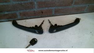 O79692 Gebruikte portiergreep 2deurs links Volkswagen Polo