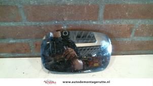 Gebruikte Spiegelglas rechts Fiat Doblo (223A/119) 1.4 Prijs op aanvraag aangeboden door Autodemontage M.J. Rutte B.V.